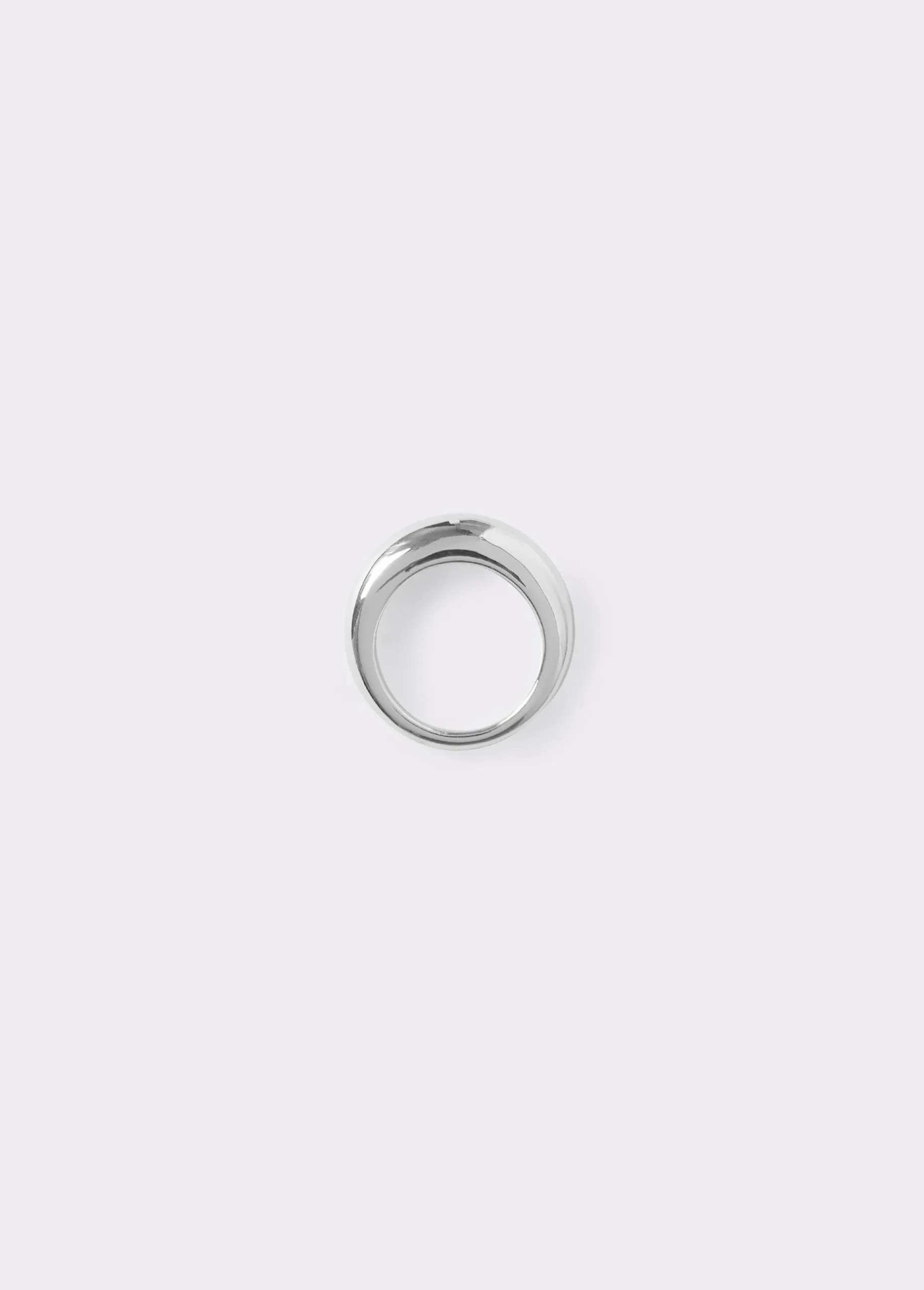 Anillo volumen plateado