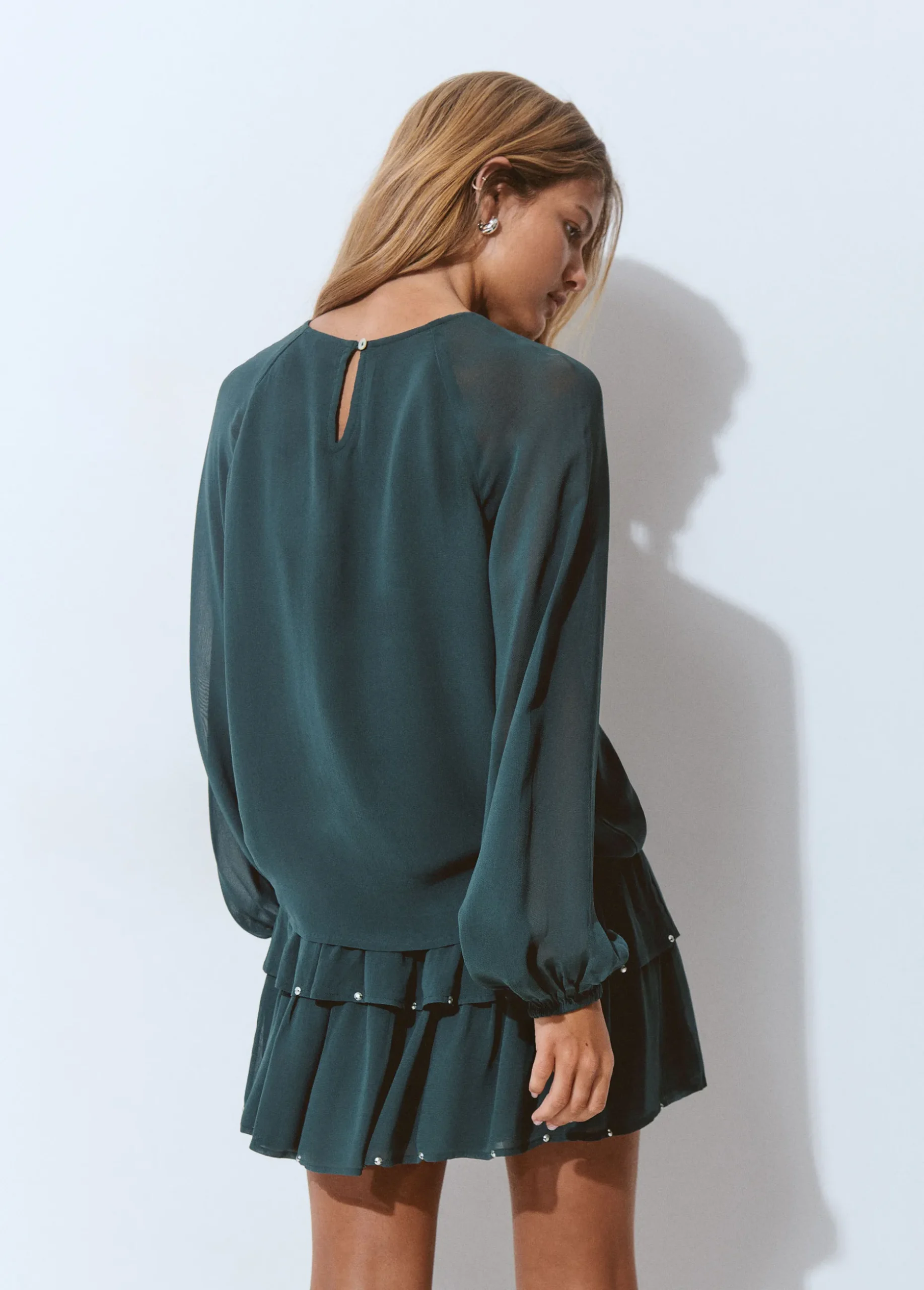 Blusa cut outs