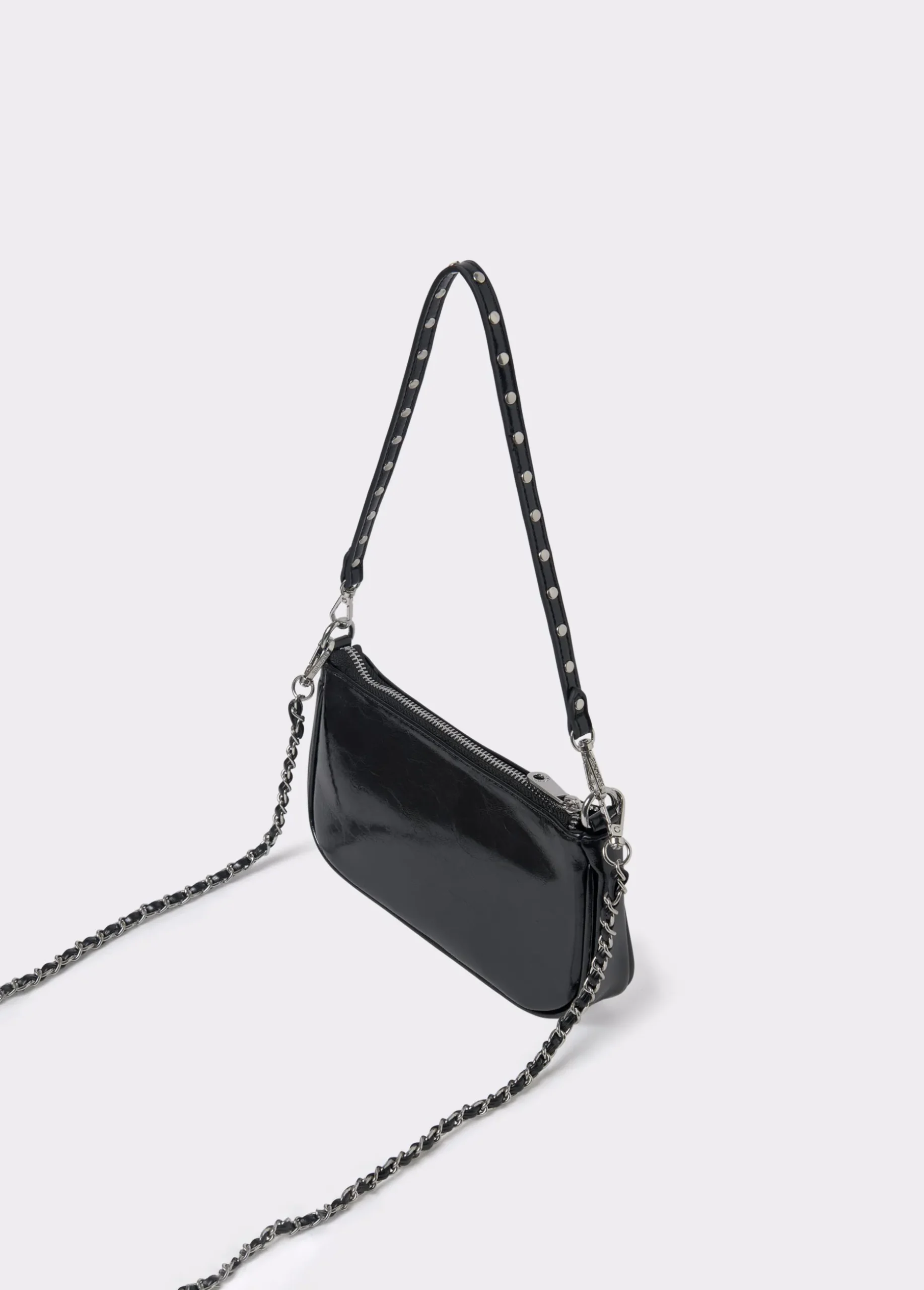 Bolso hombro tachas