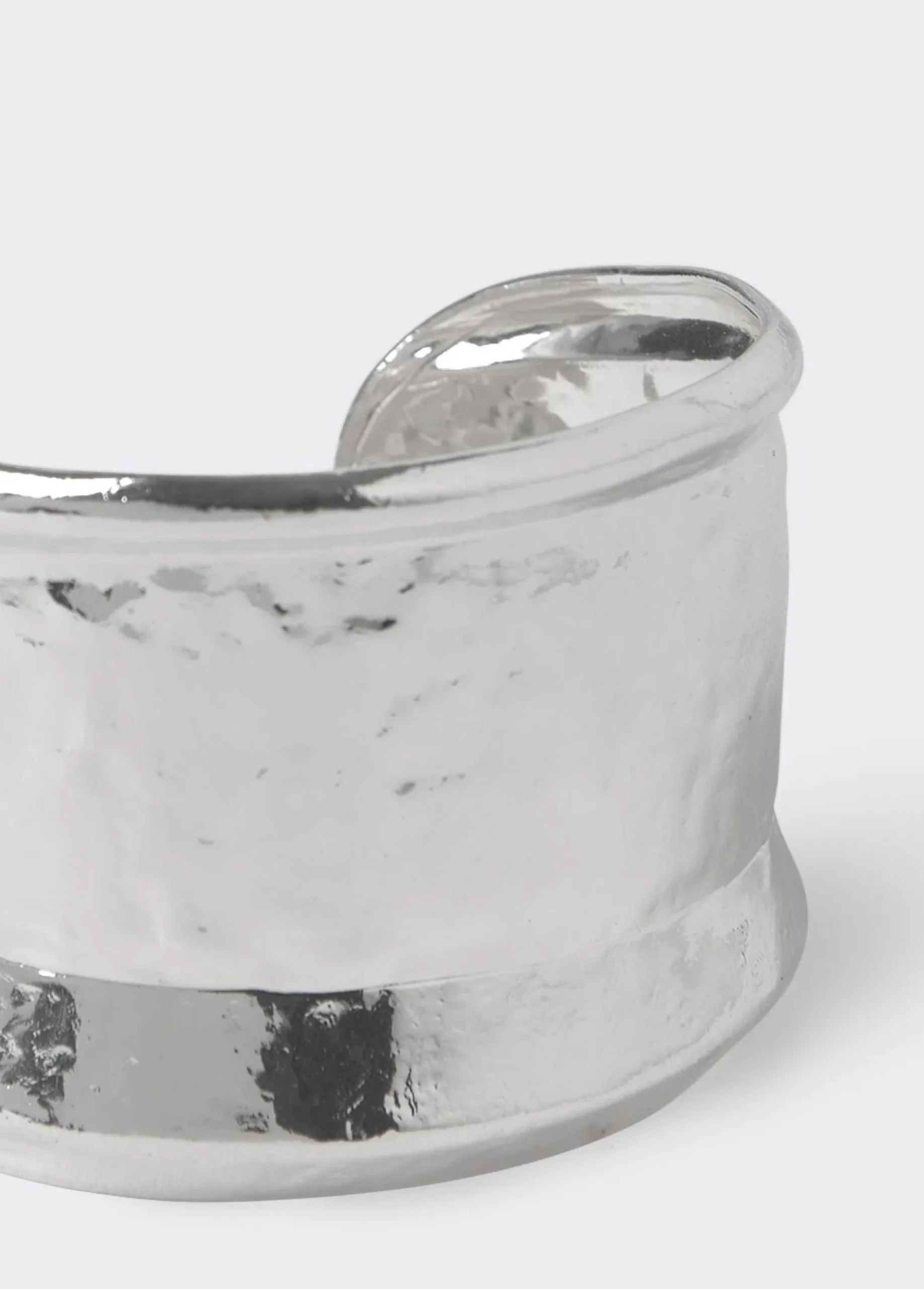 Brazalete rígido grabado