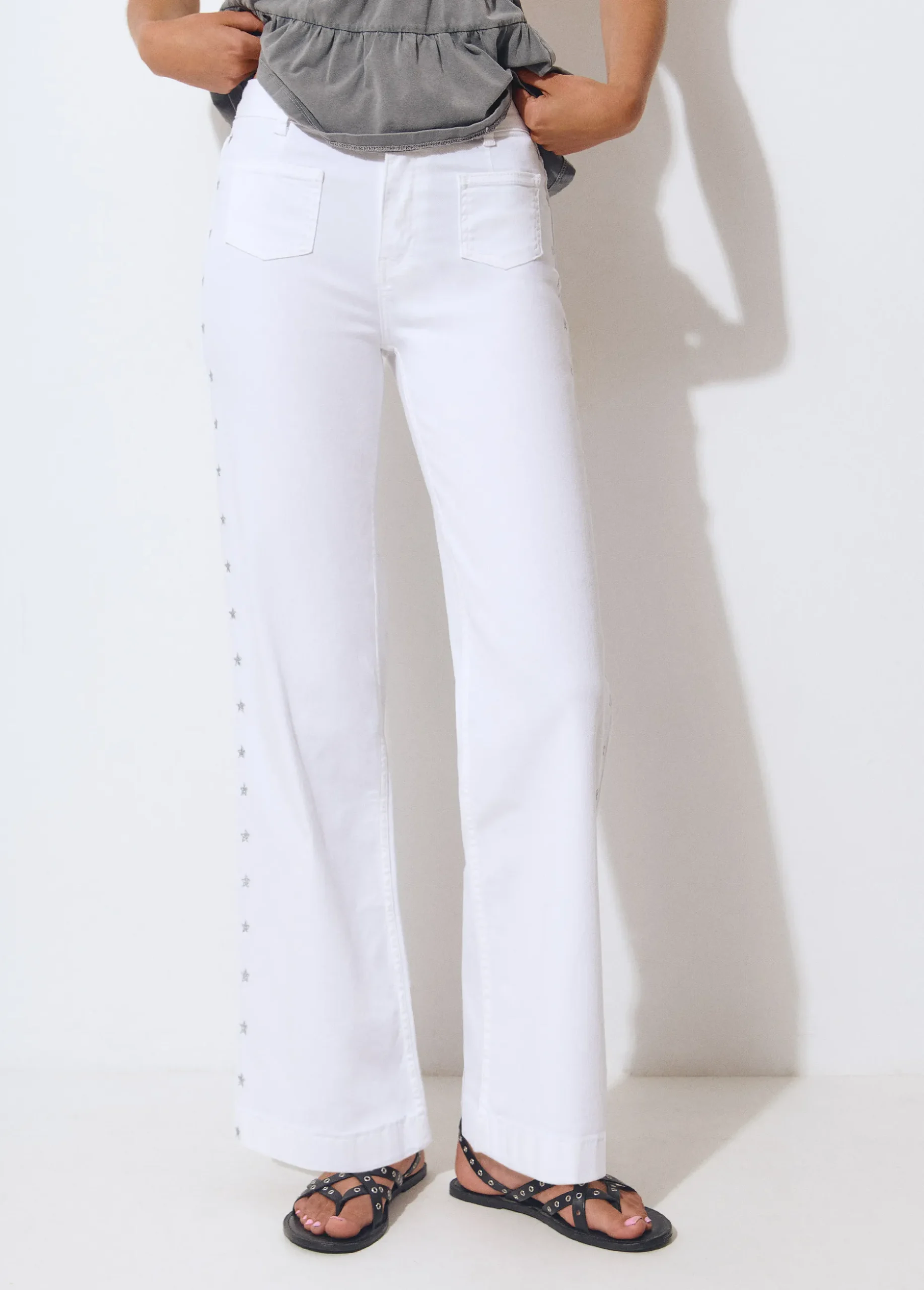 Pantalón culotte bordado estrellas