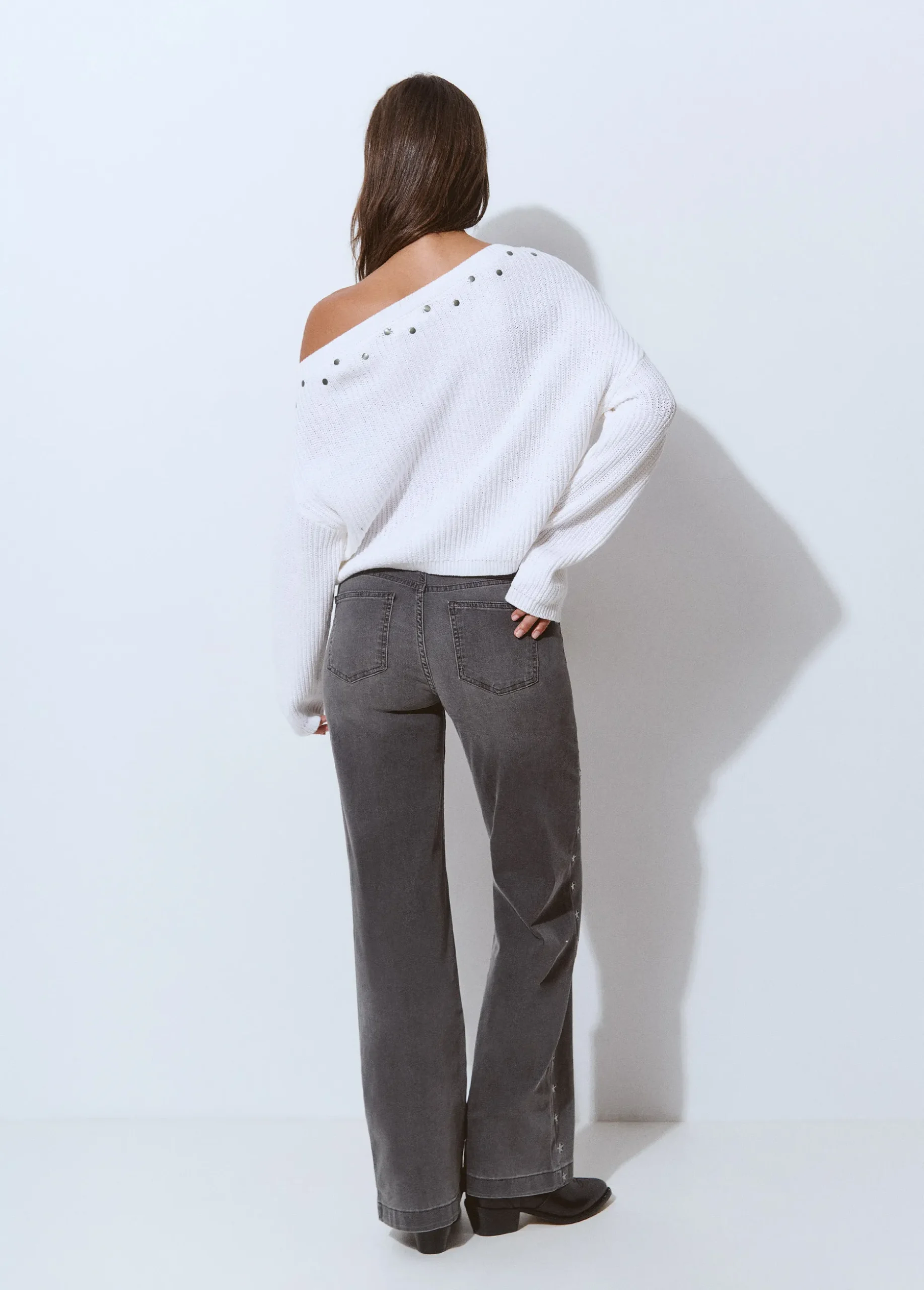 Pantalón culotte bordado estrellas
