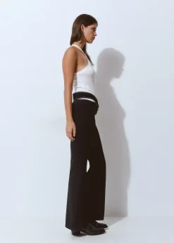 Pantalón flare