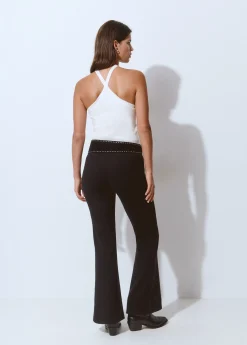 Pantalón flare
