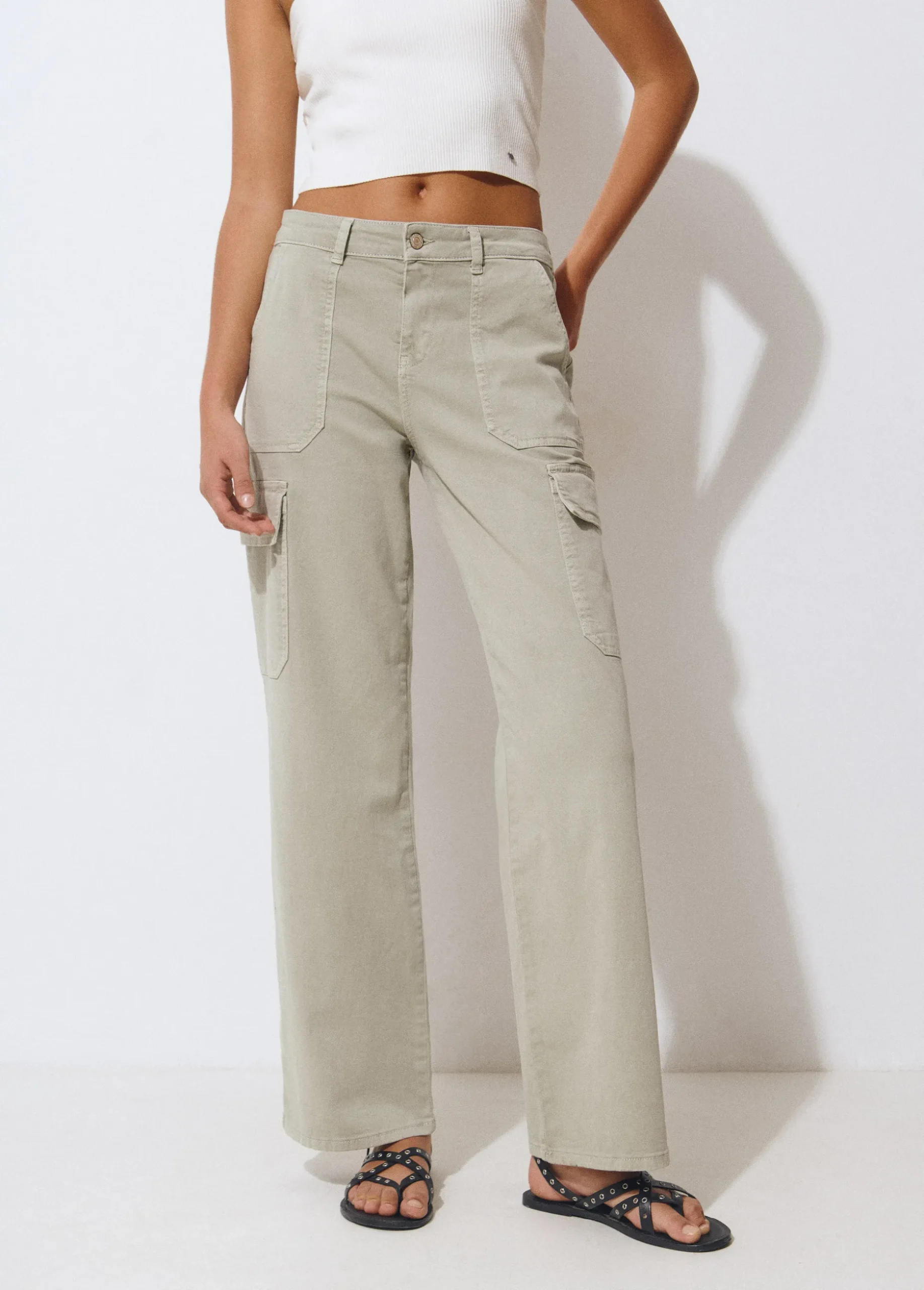 Pantalón recto cargo