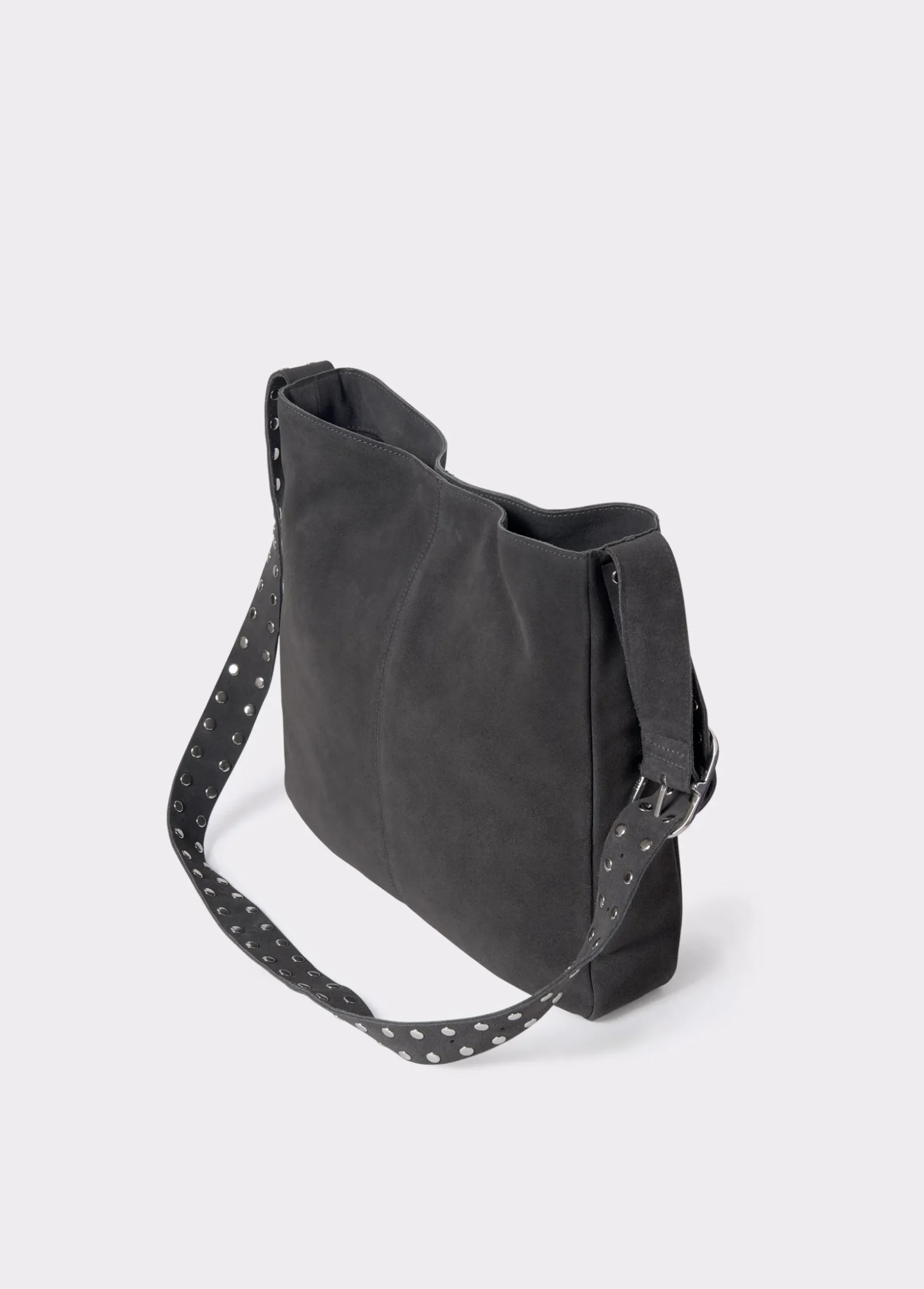 Shopper piel correa tachas